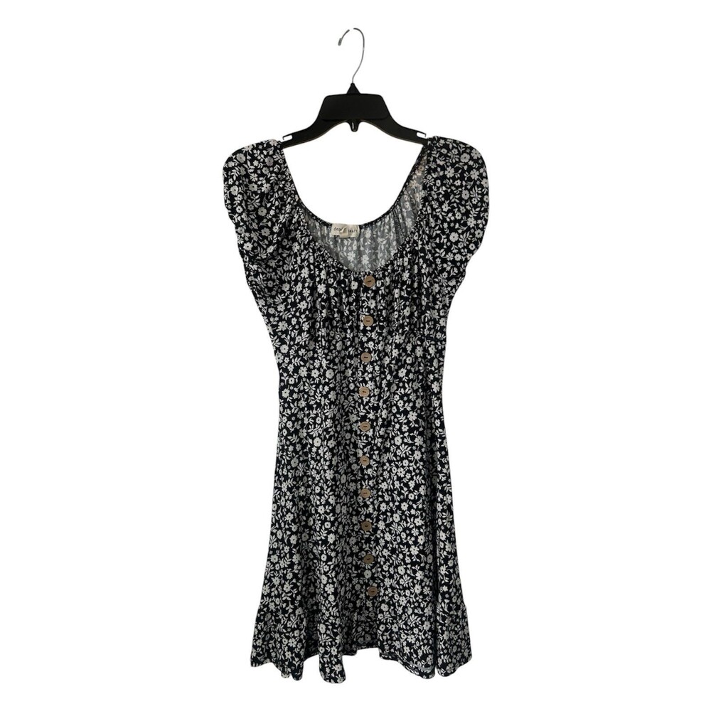 Women’s black floral dress size L